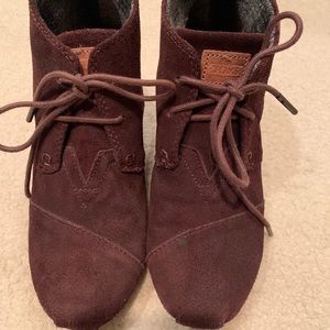 Toms ankle wedge boots chocolate brown